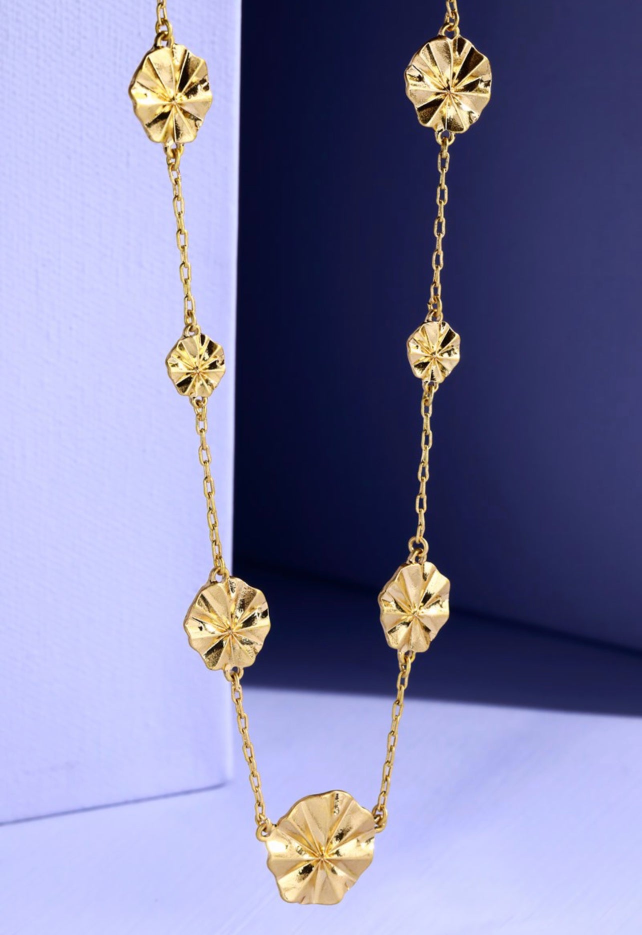 Chain Link Necklace With Hammered Metal Accents