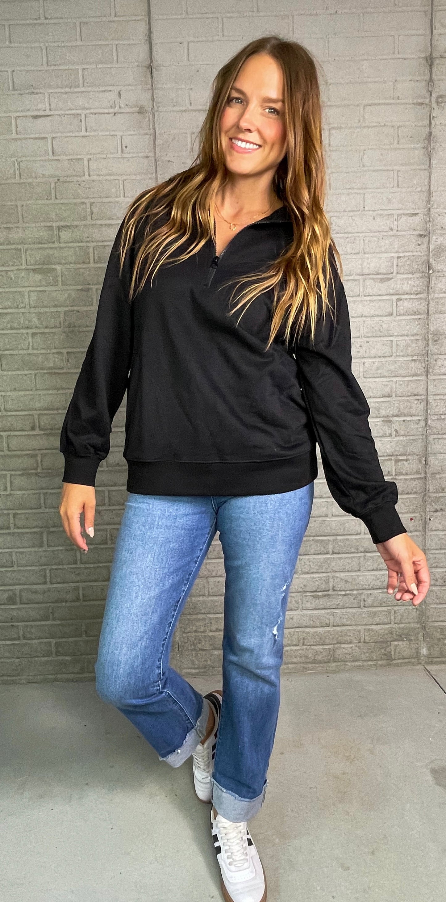 Henley Black Pullover