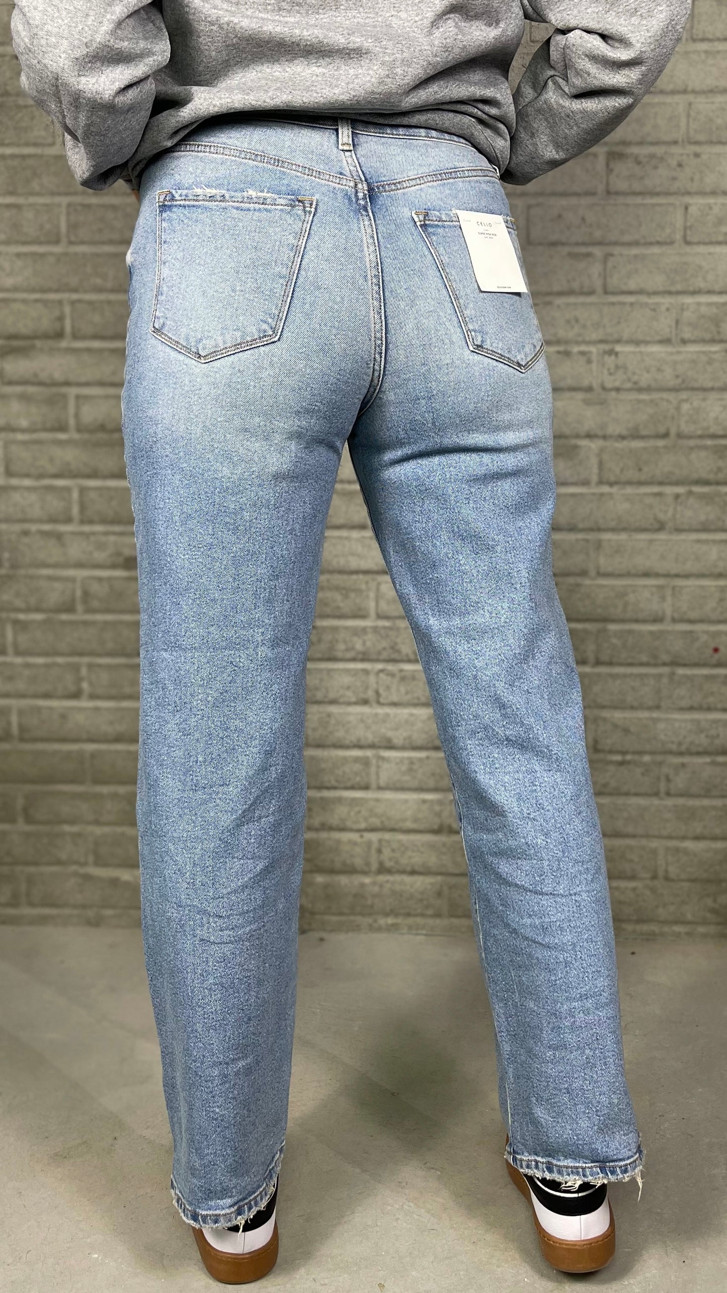 Kasey Light Wash Dad Jeans