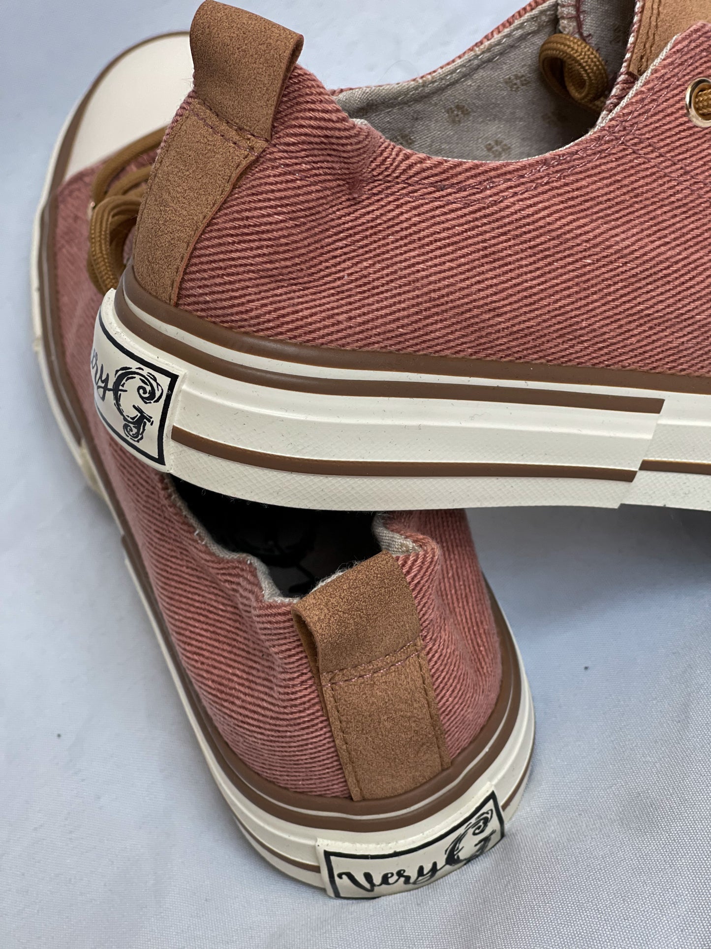 Driana Rust Sneaker