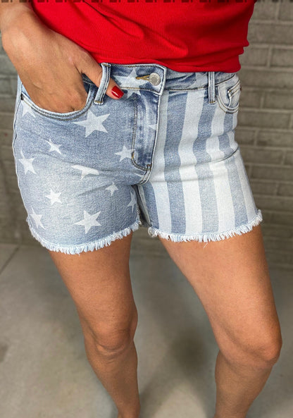 Judy Blue Star Shorts